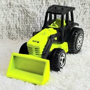 4/$20 Vintage Mint  Mattel 1991 Tractor/Front Loader Hot Wheel!!